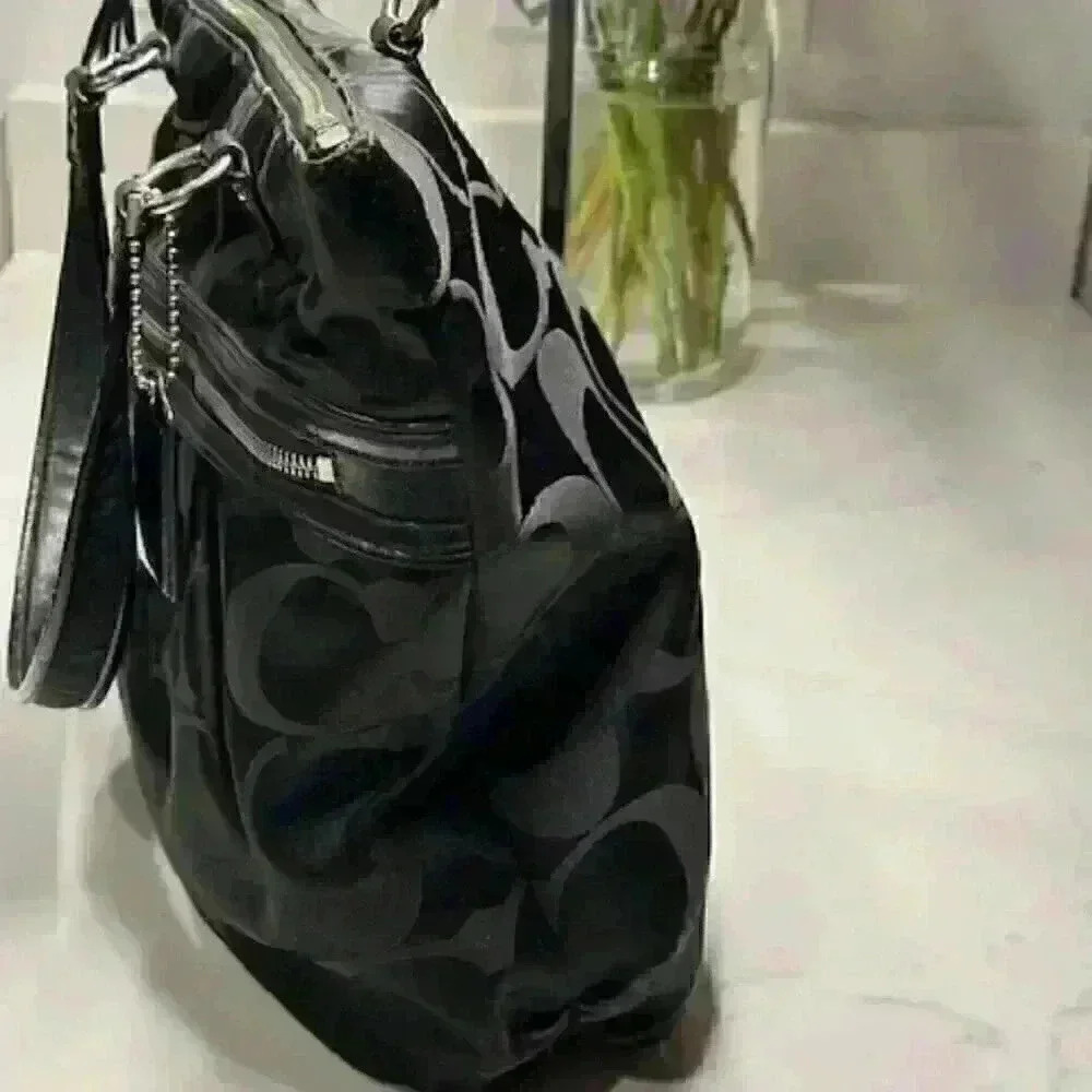 COACH F20026 Black Poppy Daisy Signature Tote - Picture 8 of 14